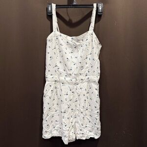 Hollister White Romper with Blue Floral Design Adjustable Straps & Pockets Sz M